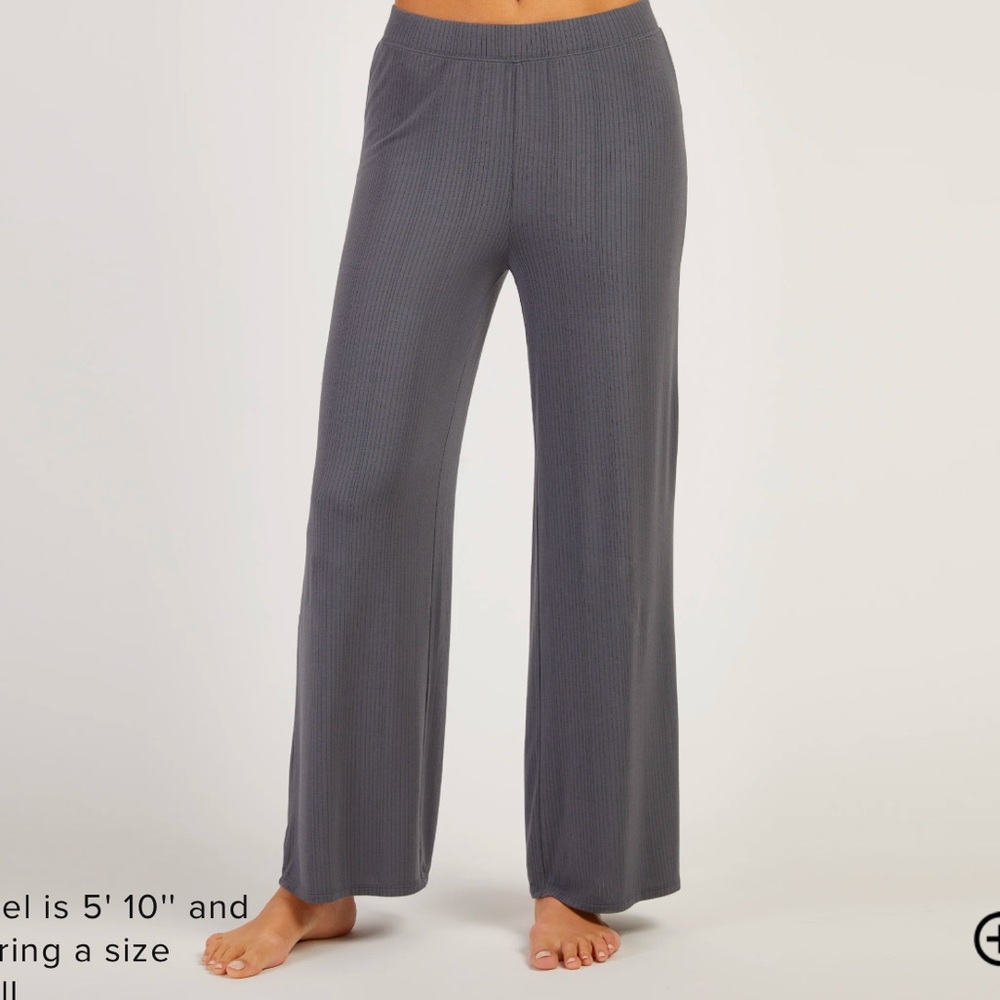 Mott & Bow Lounge Pant in Granite - Picture 2 of 6